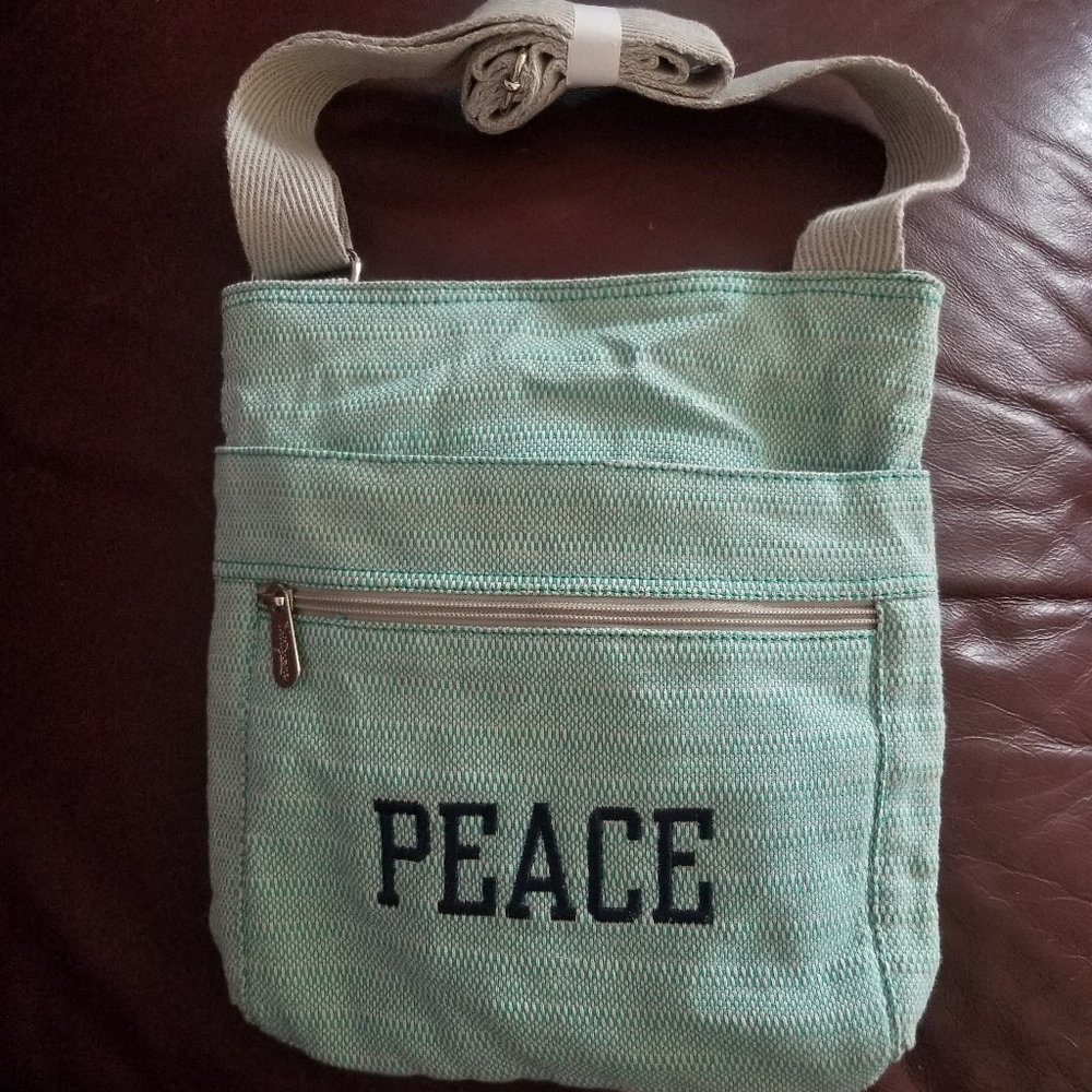 Thirty-One Crossbody Purse with Free Keychain